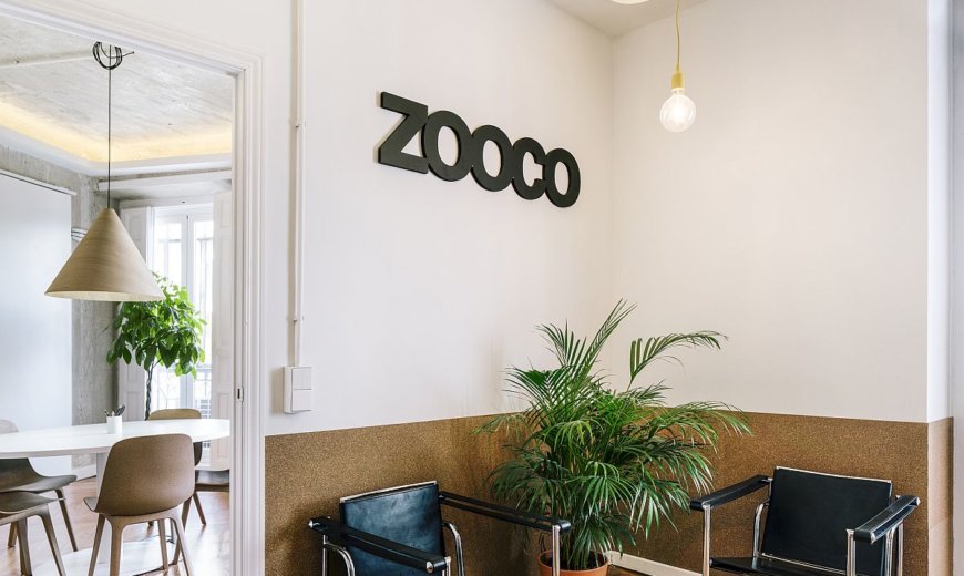 Uncovering Old Textural Charm: New Madrid Studio of Zooco Inside 140 Sqm Flat